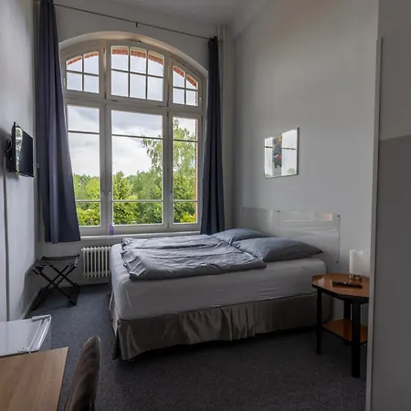 Motel Home Wittenau Berlin Extérieur photo