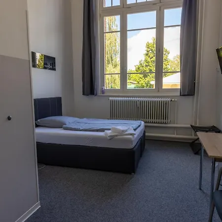 Motel Home Wittenau Berlin Extérieur photo