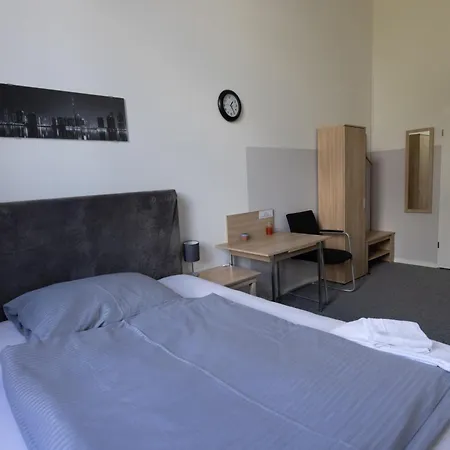 Motel Home Wittenau Berlin Extérieur photo